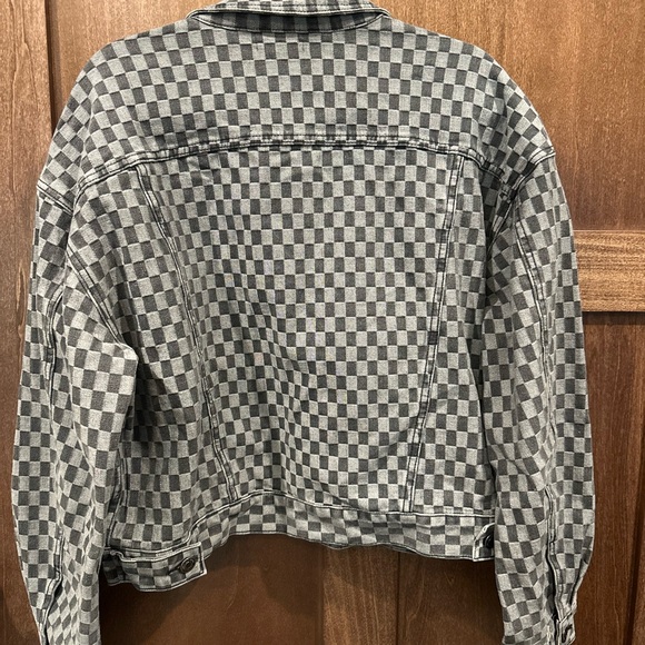 AnnieWear Checkered Jacket - Picture 4 of 4